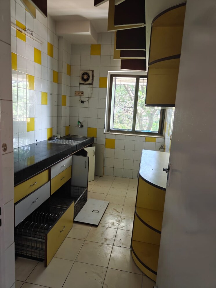 Kitchen, raheja-woods 2 Bedroom 1000 Sq.Ft. Apartment In Kalyani Nagar Pune 9459969
