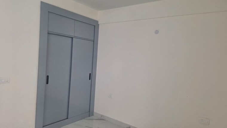 Room, smart-world-gems 2.5 Bedroom 1204 Sq.Ft. Builder Floor In Sector 89 Gurgaon 9459977