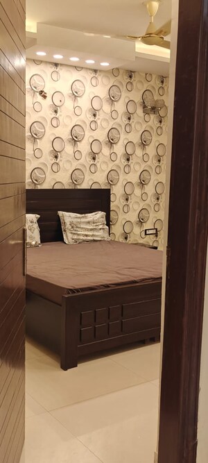 Kitchen in 4 BHK Apartment at Aradhya Homes, Sector 67a – for Rent