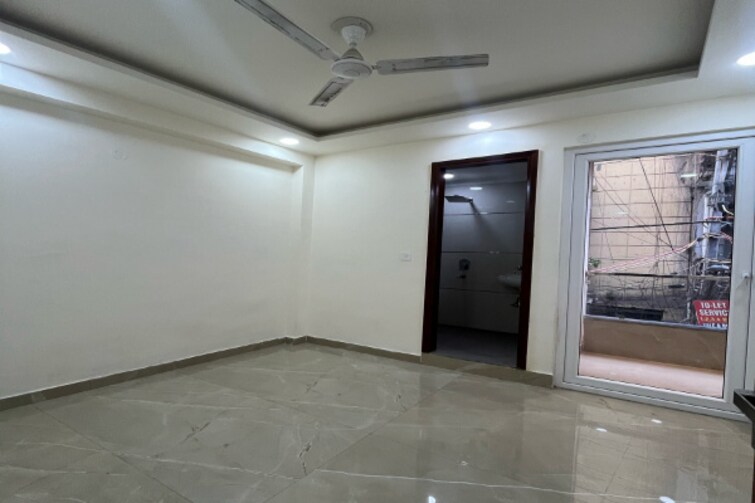 Cover Image, chattarpur 3 Bedroom 1200 Sq.Ft. Builder Floor In Chattarpur Delhi 9460117