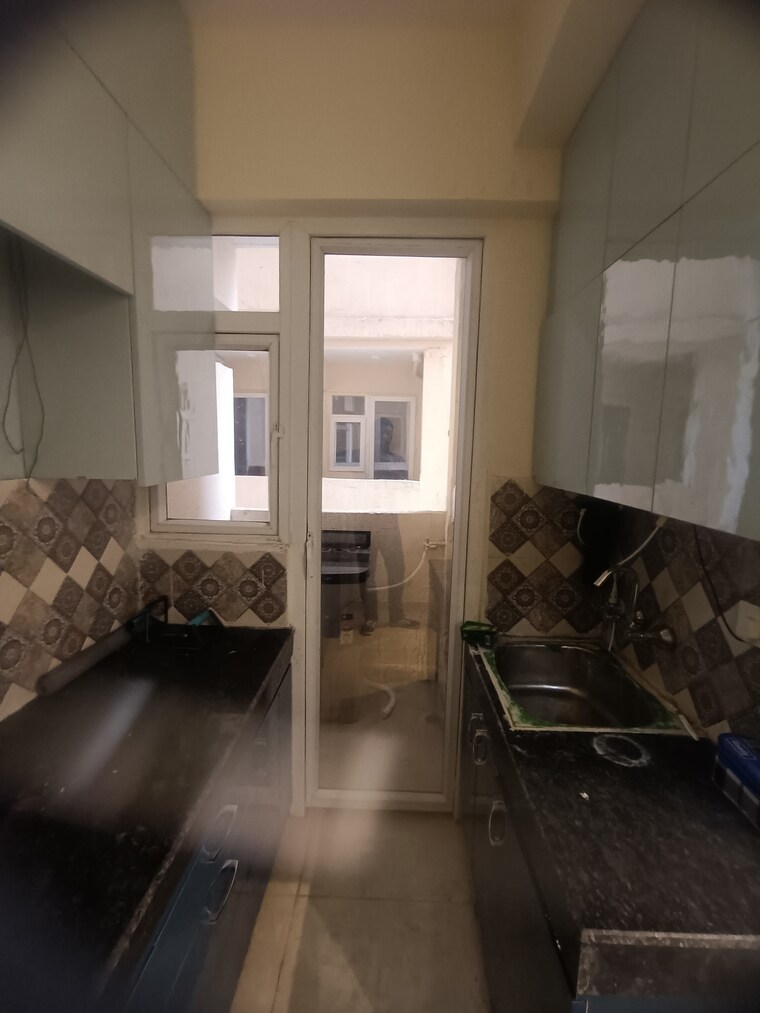 Living Room, signature-global-prime 2 Bedroom 834 Sq.Ft. Apartment In Sector 63a Gurgaon 9460138