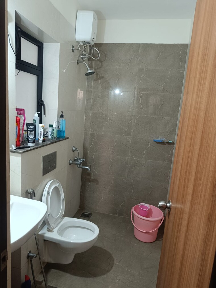 Bathroom, kharadi 1 Bedroom 343 Sq.Ft. Apartment In Kharadi Pune 9460056