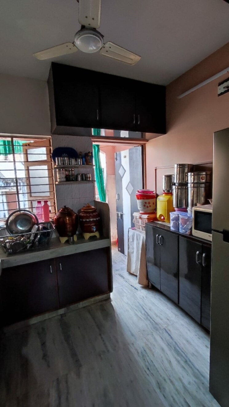 Kitchen, satellite 2 Bedroom 1210 Sq.Ft. Builder Floor In Satellite Ahmedabad 9460144