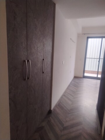 Room in 3 BHK Builder Floor at Adani Samsara Ivana, Sector 63 – for Rent