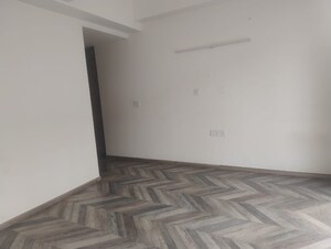 Room in 3 BHK Builder Floor at Adani Samsara Ivana, Sector 63 – for Rent