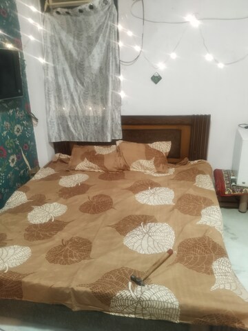 Bedroom in 1 RK Builder Floor at Savitri Nagar – for Rent