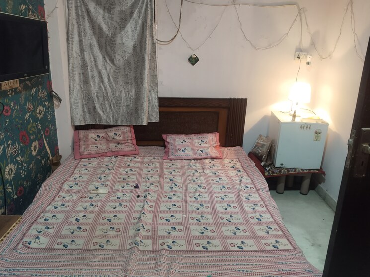 Bedroom, savitri nagar 1 RK 150 Sq.Ft. Builder Floor In Savitri Nagar Delhi 9460165