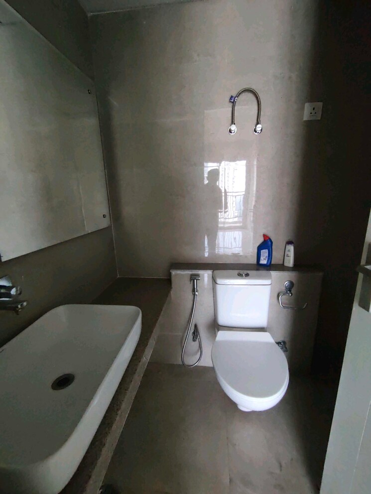 Bathroom, eldeco-live-by-the-greens 2 Bedroom 1137 Sq.Ft. Apartment In Sector 150 Noida 9460170