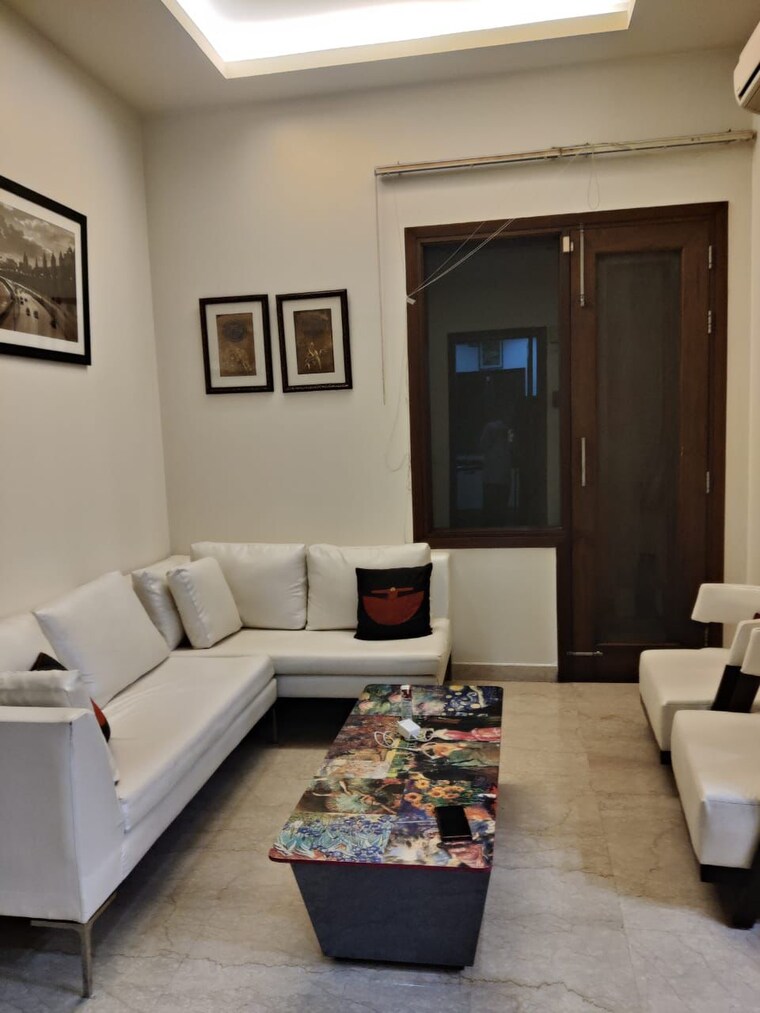 Living Room, panchsheel park 4 Bedroom 4500 Sq.Ft. Apartment In Panchsheel Park Delhi 9460172