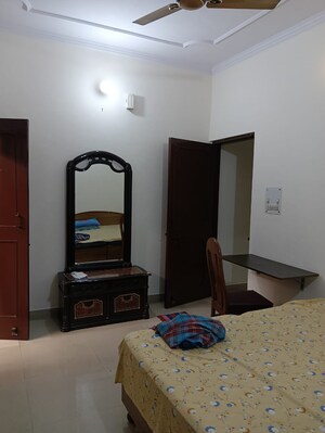 Living Room in 2 BHK Builder Floor at Eco City Noida, Sector 75 – for Rent