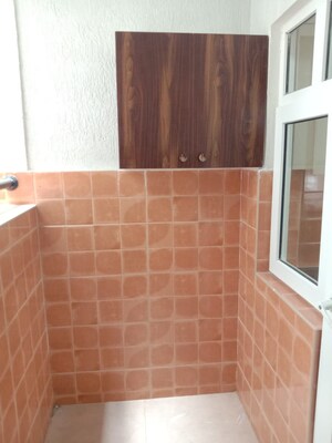 Bathroom in 3 BHK Apartment at Jan Pratinidhi Apartment, Sector 28 – for Rent