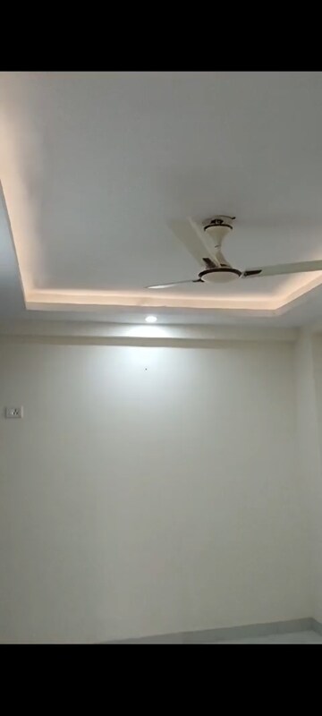 3 BHK Builder Floor For Rent in Chattarpur