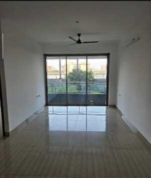 2.5 BHK Apartment For Rent in Wadhwa The Address Boulevard, Ghatkopar West