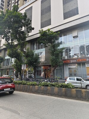  Showroom – Exterior View View at Nancy Complex CHS, Borivali East - for Rent
