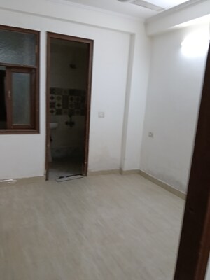 Room in 2 BHK Builder Floor at Indira Nagar – for Rent