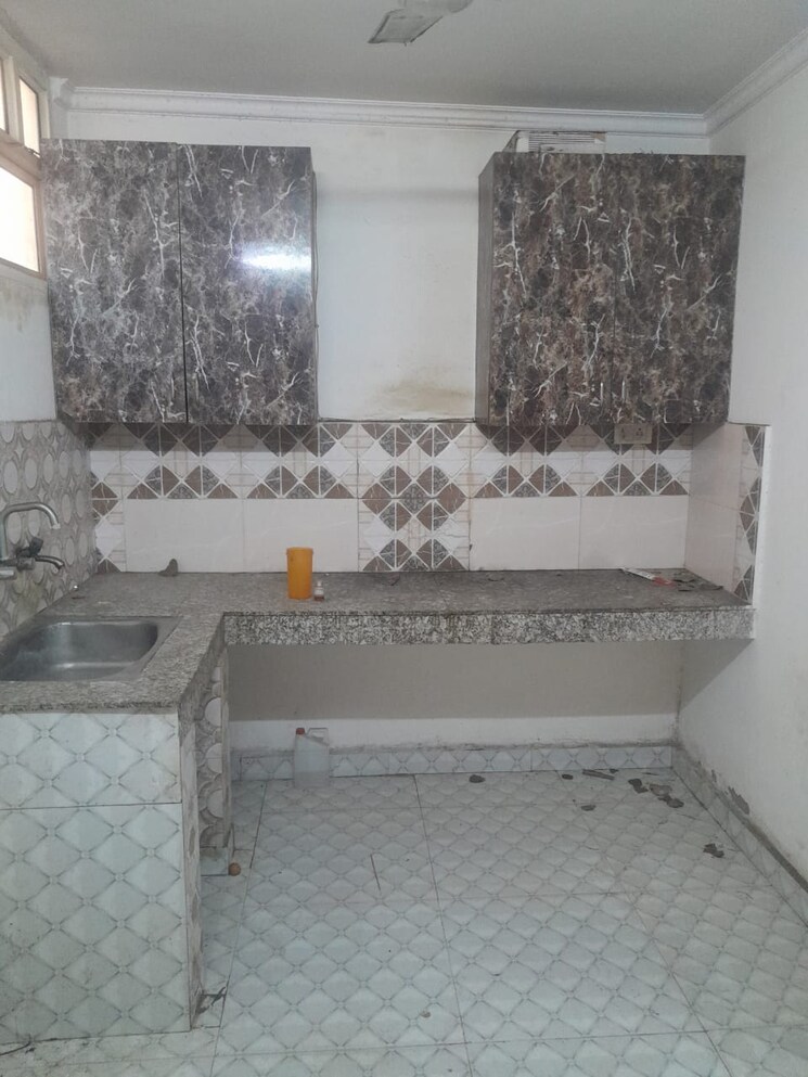 Living Room, bharti-apartments 1 Bedroom 450 Sq.Ft. Independent House In Shakti Khand iv Ghaziabad 9460387