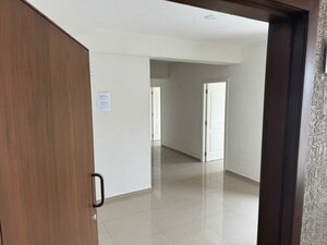 Room in 3 BHK Apartment at Shela – for Rent