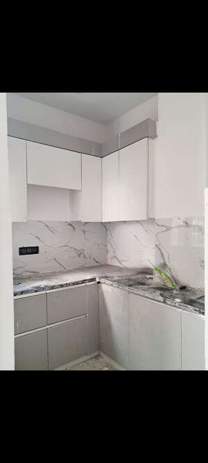 Kitchen in 1 BHK Builder Floor at Kanha Apartments Indirapuram, Shakti Khand 2 – for Rent