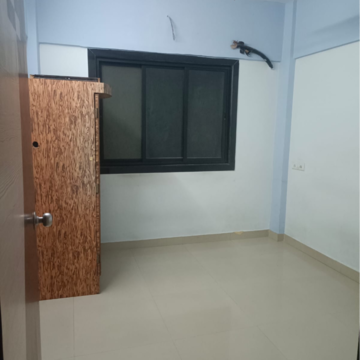 Room in 3 BHK Apartment at Mira Road East – for Rent