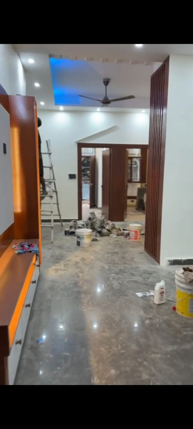 Room, kanha-apartments-indirapuram 3 Bedroom 1600 Sq.Ft. Builder Floor In Shakti Khand 2 Ghaziabad 9460400