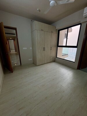 Room in 3 BHK Apartment at M3M Sky City, Sector 65 – for Rent