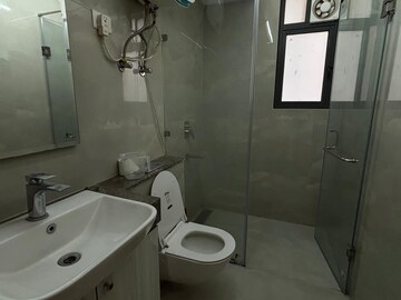 Bathroom in 3 BHK Apartment at M3M Heights, Sector 65 – for Sale