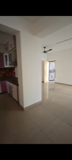 Room in 3 BHK Apartment at Gaur Valerio, Indrapuram – for Sale