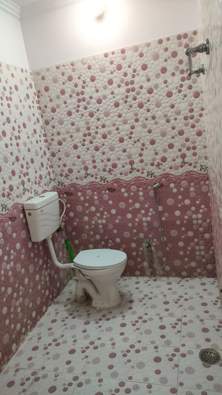Bathroom, gomti nagar 2 Bedroom 1250 Sq.Ft. Independent House In Gomti Nagar Lucknow 9460443
