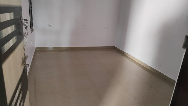 Room, gomti nagar 2 Bedroom 1250 Sq.Ft. Independent House In Gomti Nagar Lucknow 9460443