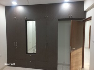 Room in 2.5 BHK Apartment at Aparna Cyberscape, Nallagandla – for Rent