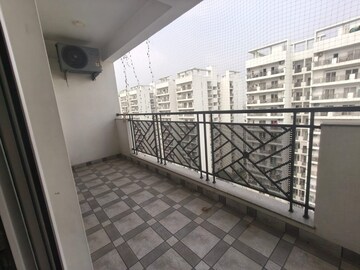 3 BHK Builder Floor For Rent in Central Park Flower Valley Aqua Front Towers, Sohna Sector 33