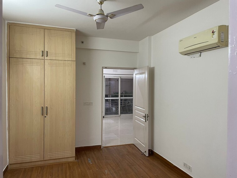 Room, omaxe-heights 2 Bedroom 735 Sq.Ft. Apartment In Sector 86 Faridabad 9460461