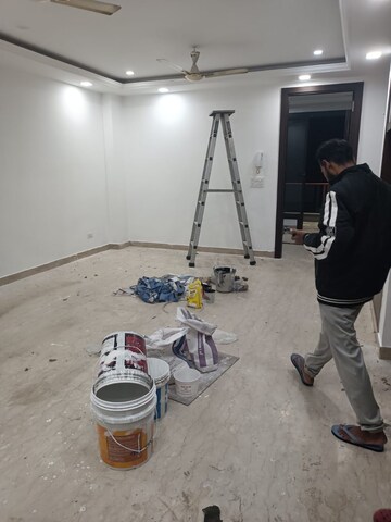 Living Room in 3 BHK Builder Floor at Preet Vihar – for Rent