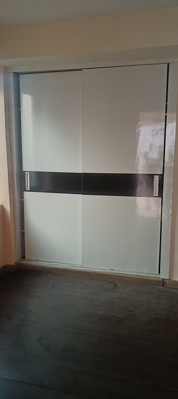 Room in 2 BHK Apartment at Sikka Karmic Greens, Sector 78 – for Rent