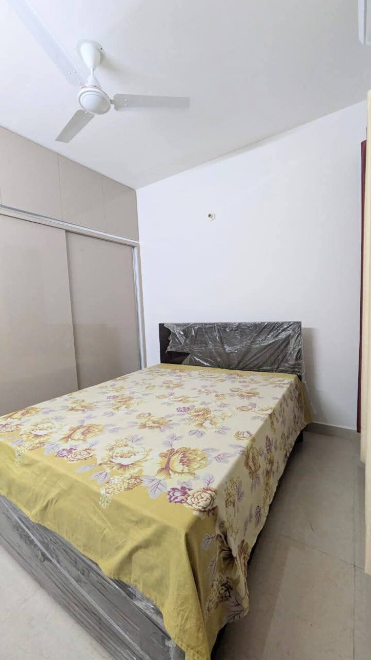 Bedroom, himgiri-enclave 3 Bedroom 1000 Sq.Ft. Builder Floor In Burari Delhi 9460501