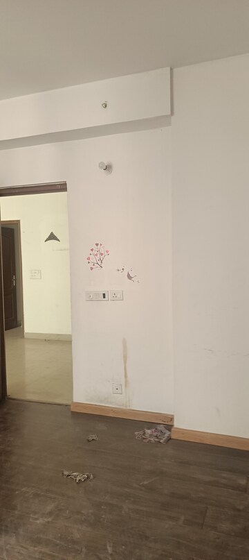 Room in 2 BHK Apartment at Sikka Karmic Greens, Sector 78 – for Rent