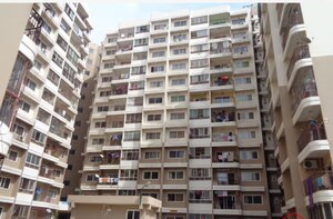 3 BHK Apartment For Rent in LnT Realty South City, Bannerghatta Road