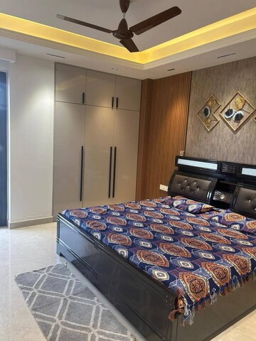 Bedroom in 2 BHK Builder Floor at DLF Cyber Park, Sector 20 – for Rent