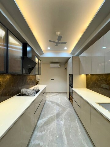 Kitchen in 2 BHK Builder Floor at DLF Cyber Park, Sector 20 – for Rent