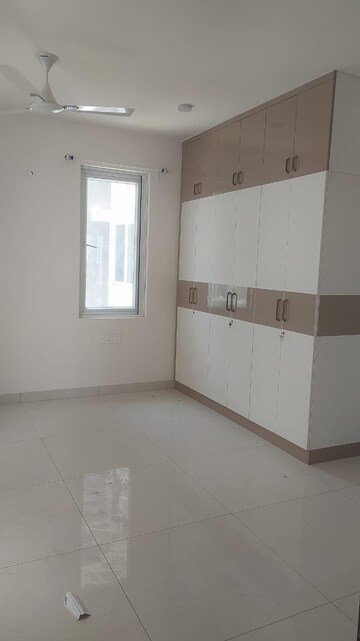Room in 3 BHK Apartment at Trendset Jayabheri Elevate, Madhapur – for Rent