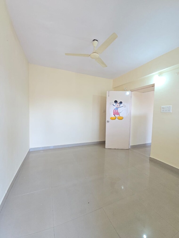 Room, shubh-vihar 1 Bedroom 705 Sq.Ft. Apartment In Wadgaon Sheri Pune 9460550