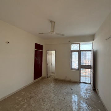 Room in 3 BHK Apartment at Tulip Orange, Sector 70 – for Sale