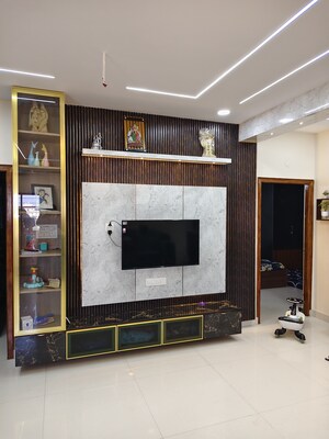 Room in 3 BHK Apartment at Chanda Nagar – for Sale