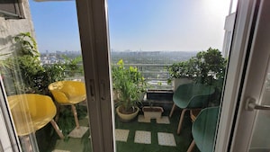 Balcony in 4 BHK Apartment at Parsvnath Exotica, Sector 53 – for Sale