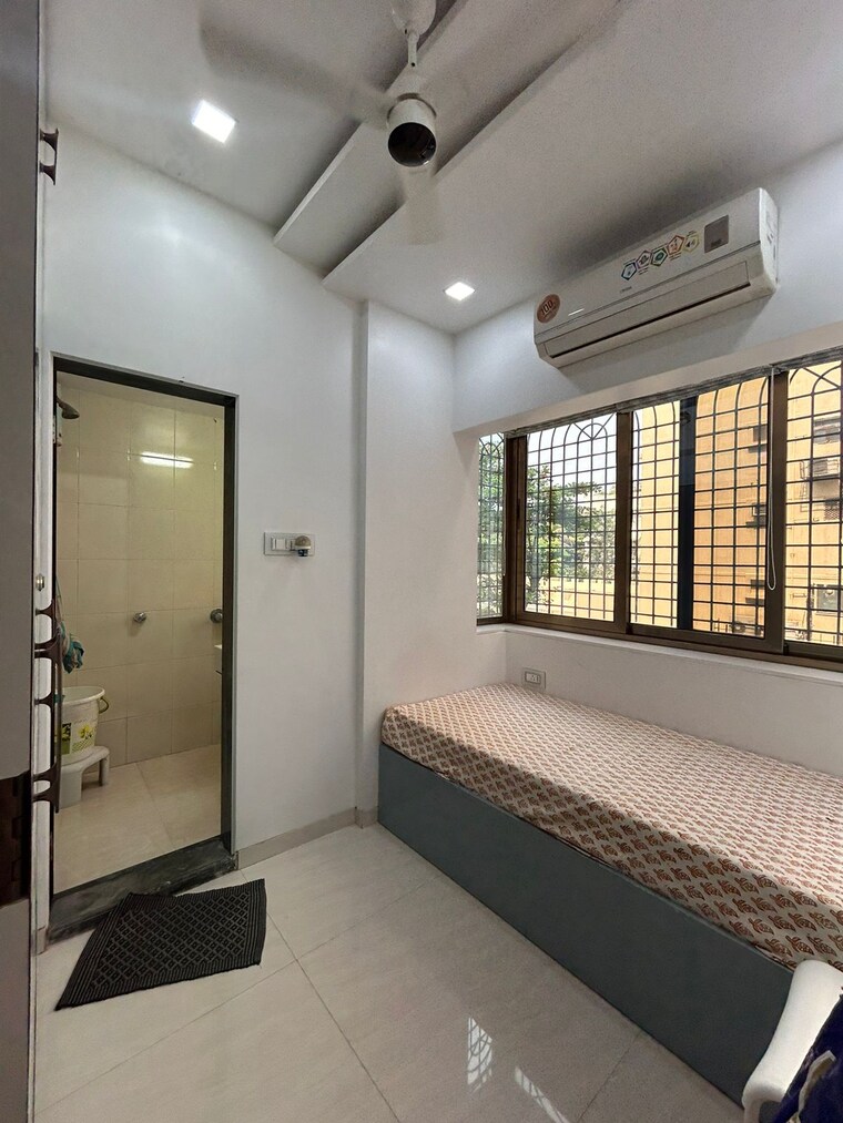 Room, worli Pg For Girls In Worli 9460580