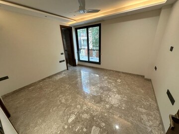 Master Bedroom in 4 BHK Builder Floor at Defence Colony – for Rent