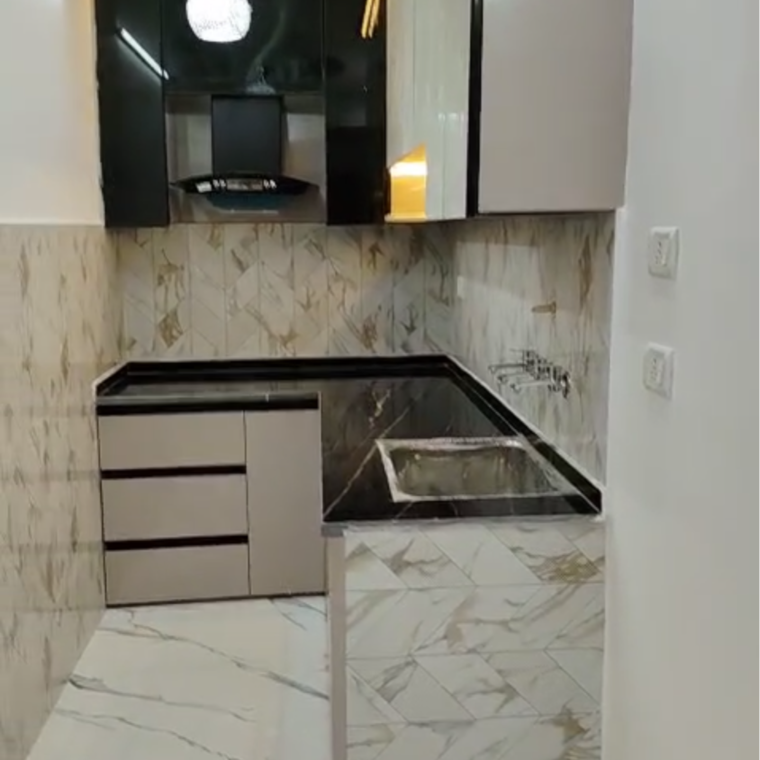 Kitchen, uttam nagar 2 Bedroom 65 Sq.Yd. Builder Floor In Uttam Nagar Delhi 9460590