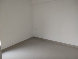 Room in 4 BHK Apartment at Signum Windmere, Madhyamgram – for Rent