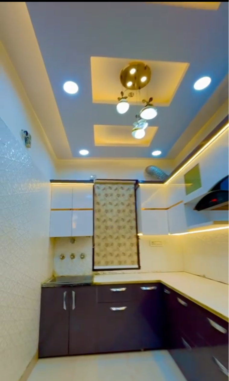 Living Room, uttam nagar 3 Bedroom 90 Sq.Yd. Builder Floor In Uttam Nagar Delhi 9460602