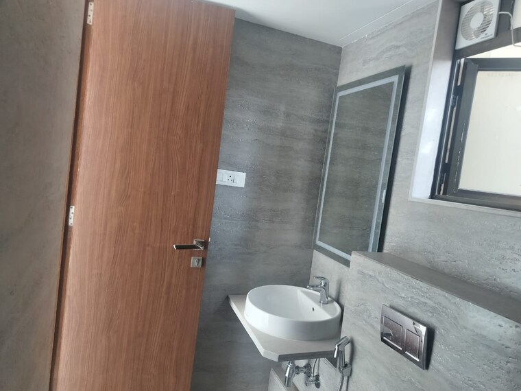 Bathroom, sukh-sagar-chs-tilak-nagar 2 Bedroom 700 Sq.Ft. Apartment In Tilak Nagar Mumbai 9460650